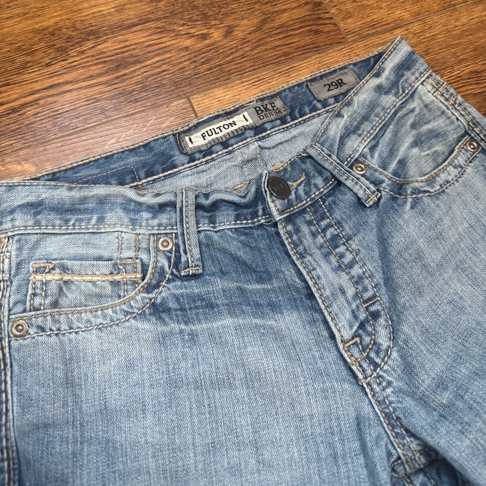 BKE Fulton Jeans Men's 29R Light Wash Denim Bootcut Buckle - Picture 3 of 8